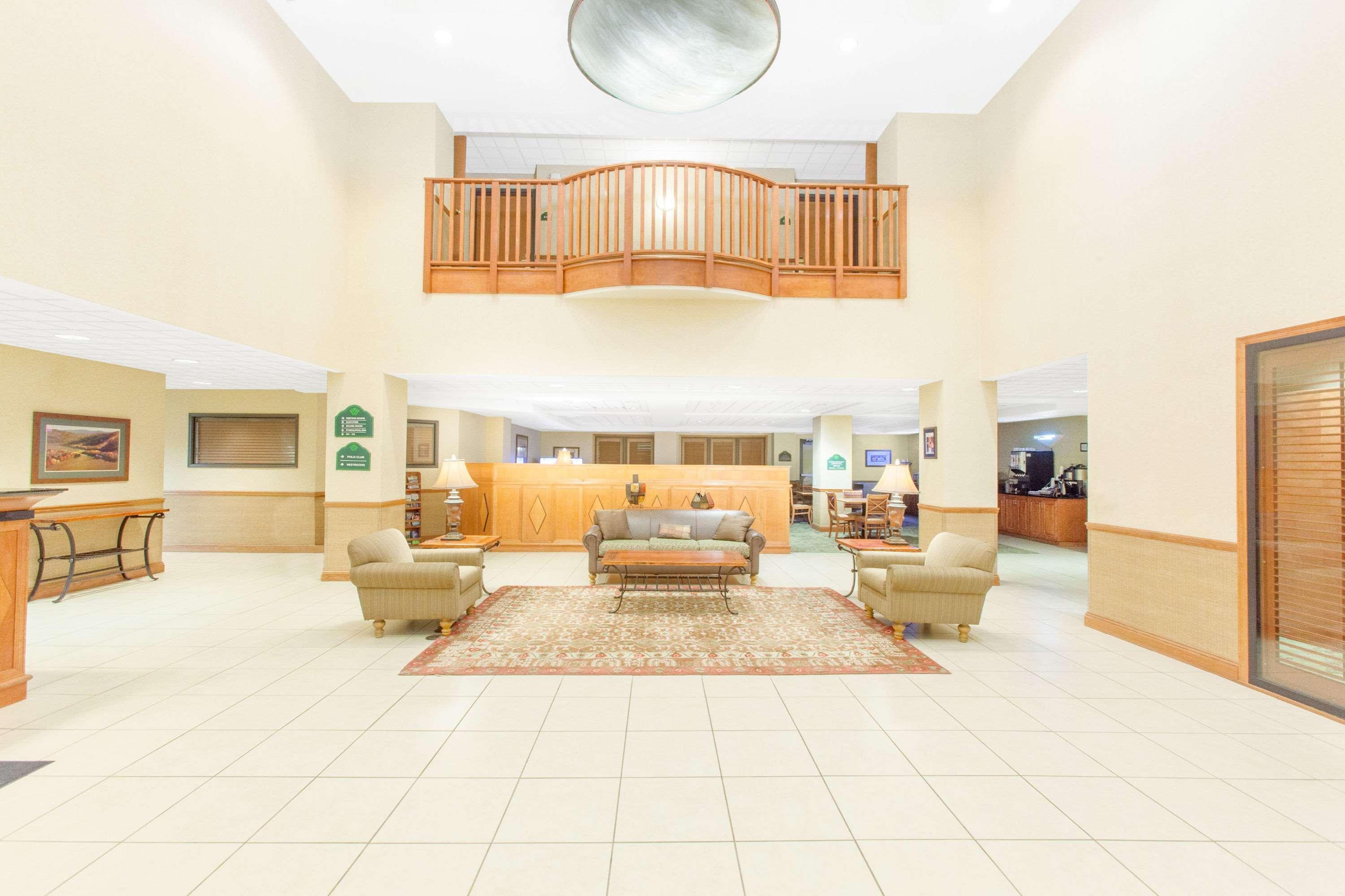 Wingate By Wyndham בנטונוויל מראה חיצוני תמונה